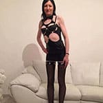 Худая жена в кожаном БДСМ белье присланное
