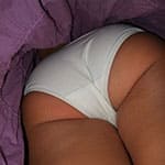 Скрытая камера под юбку русским девушкам на улице