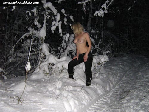 НЮ девушек на природе 34 фото