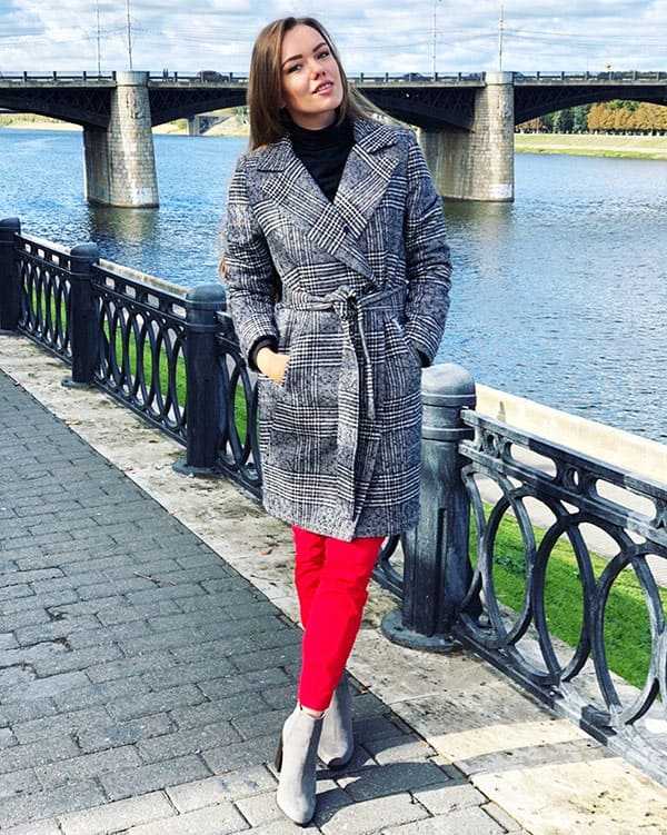 Русские девушки из соц сетей в одежде и голышом 45 фото