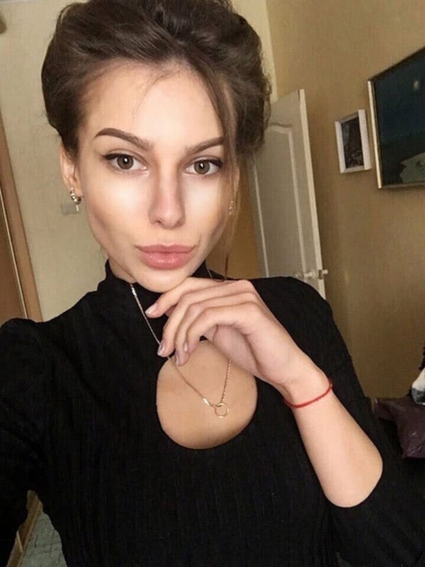 Русские девушки из соц сетей в одежде и голышом 79 фото