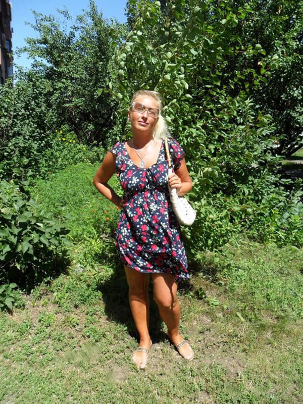 Голая украинская Пэрис Хилтон из Харькова 7 фото