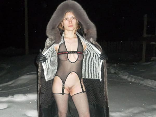 Зимние ню фотографии голых девушек на снегу 13 фото