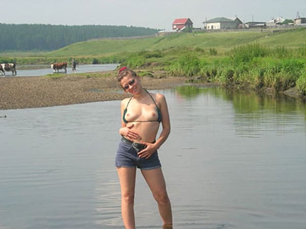 Фото девушек голышом на природе 31 фото