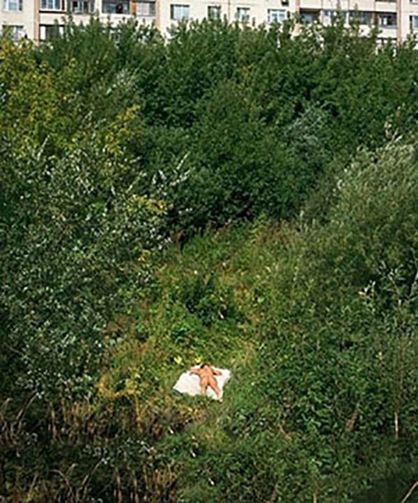 Женщины на диком пляже 31 фото